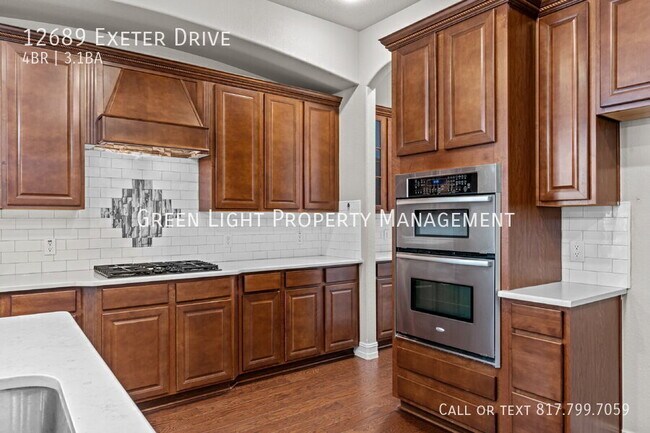 Building Photo - 12689 Exeter Dr