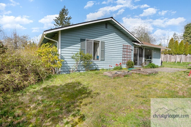 Building Photo - 2107 SE 21st Ct