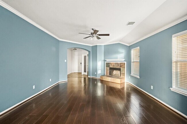 Building Photo - 5823 Creektrace Ln
