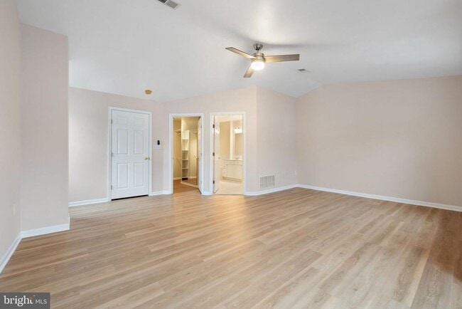 Building Photo - 9215 Cardinal Forest Ln