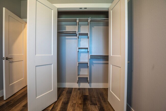 Building Photo - 3-bedroom, 2-bathroom home located in the beautiful Pea Ridge, AR