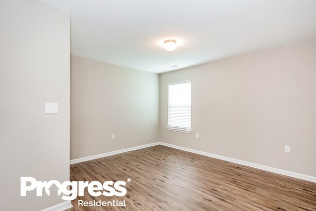 Building Photo - 1800 Windy Willow Ln