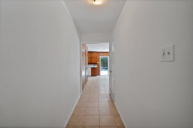 Building Photo - 6516 Perdido Dr