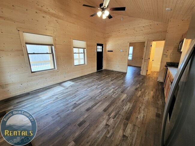 Building Photo - Beautiful 1bd Cabin In Trade, Tennessee