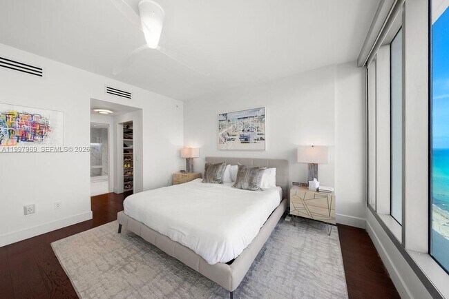 Building Photo - 6899 Collins Ave