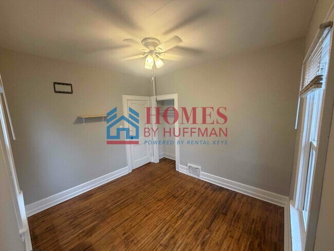 Building Photo - One Bedroom Duplex | Now Available