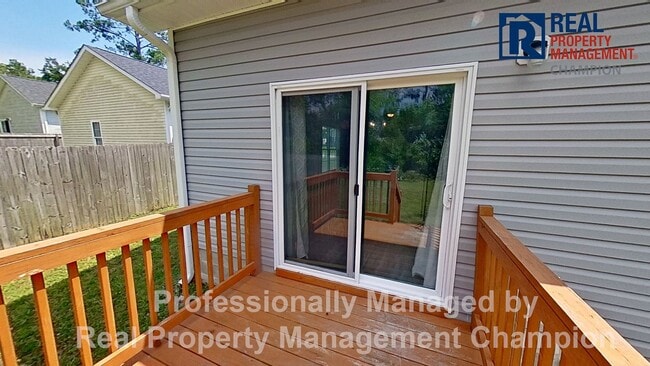 Building Photo - Charming 3 BD/2 BA with Open Floorplan and Attached Garage
