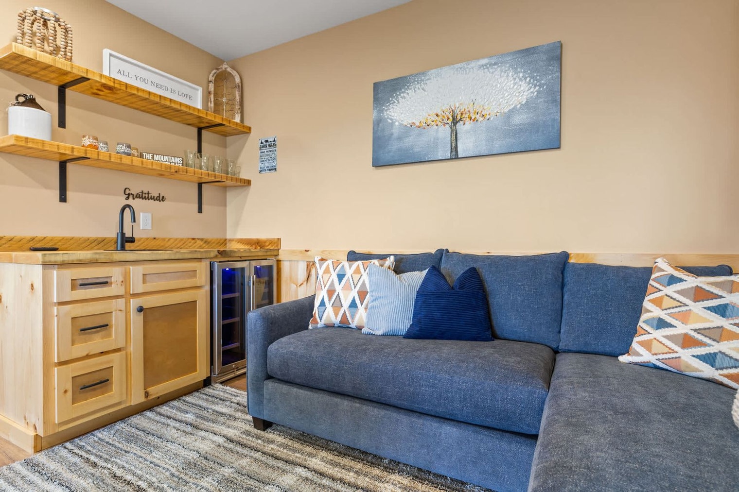 Building Photo - 105 Joanna Ct