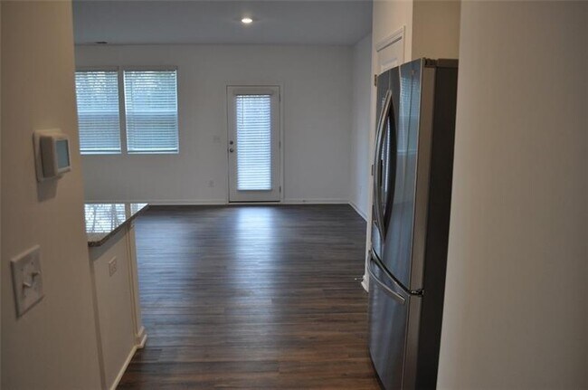 Building Photo - 5830 Flint Ln