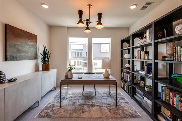 Building Photo - 7501 Hewitt Dr