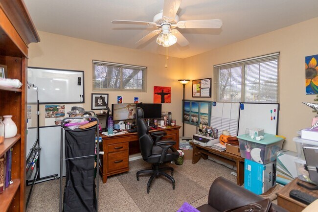 Building Photo - Single Family Rancher in Garden Ranch