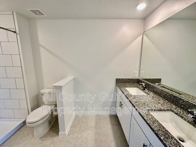 Building Photo - 9207 Bonita Mar Dr