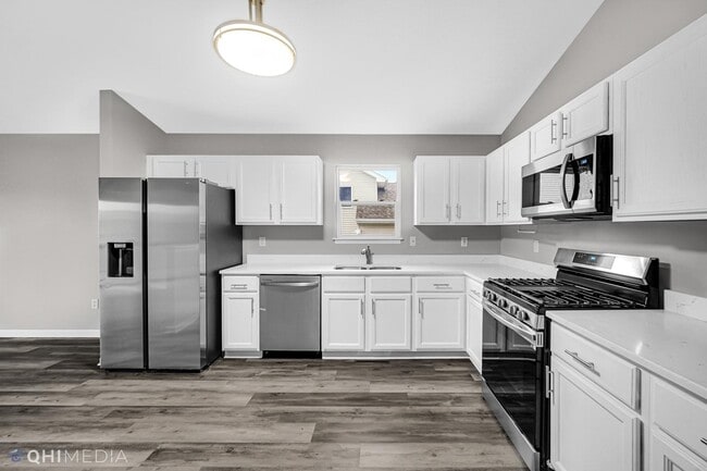 Building Photo - 1218 W 85th Ave