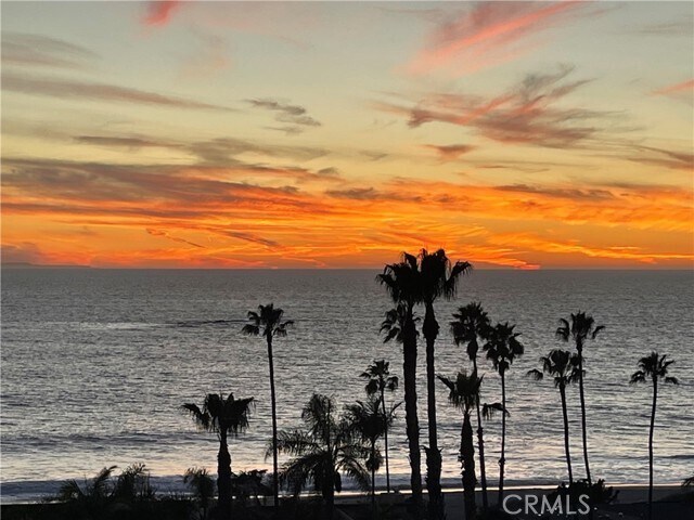 Building Photo - 268 Avenida Montalvo