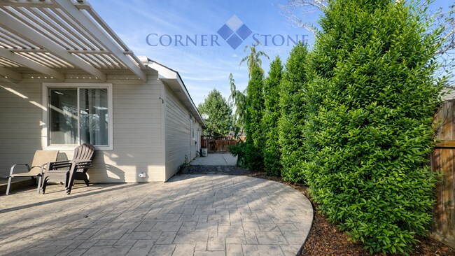 Building Photo - Tranquil Home in Boise!