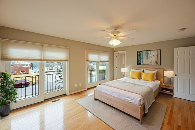 Building Photo - 5806 Flanders St