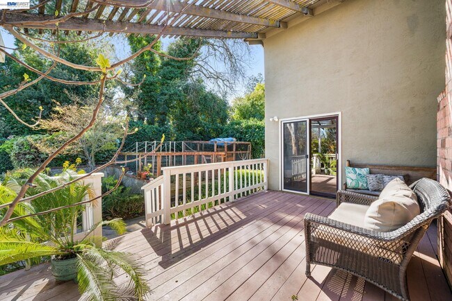 Building Photo - 4262 Tamur Ct