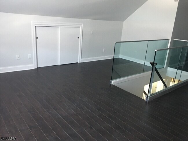 Building Photo - 389 Millburn Ave