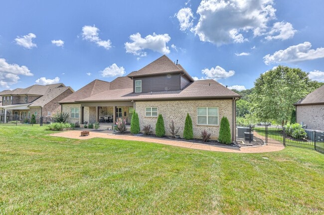 Building Photo - 9141 Holstein Dr