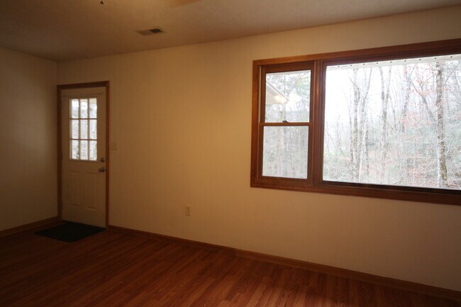 Building Photo - 937 Shoal Creek Rd