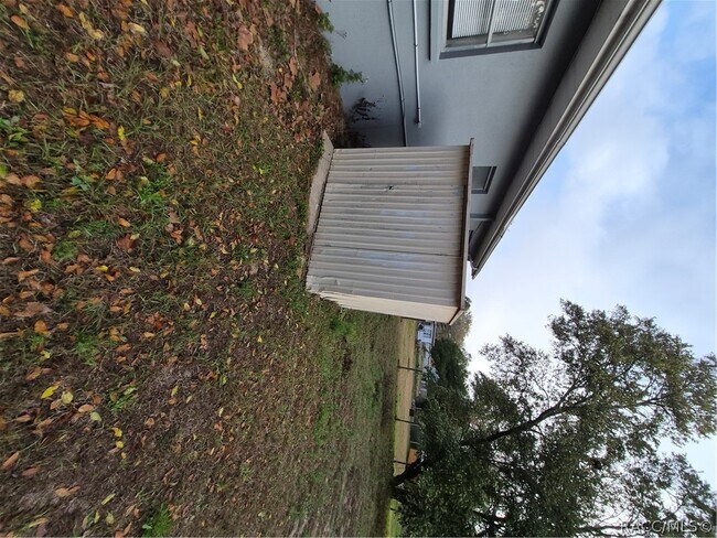 Building Photo - 11 S Barbour St