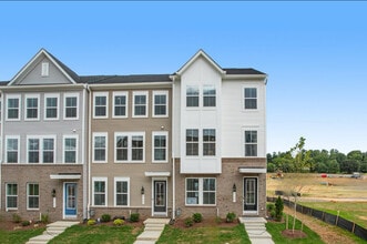 Building Photo - 707 Iron Forge Rd