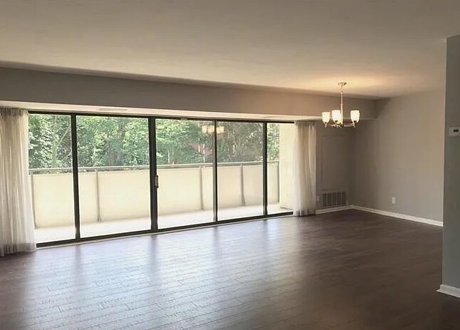 Building Photo - 5300 Columbia Pike