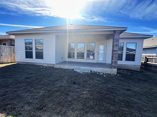 Building Photo - Newer 4 Bedroom in Temple Tx