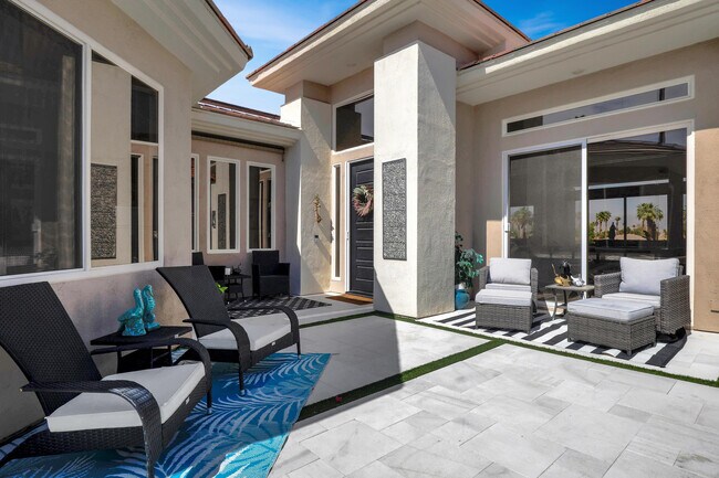 Building Photo - 860 Mission Creek Dr