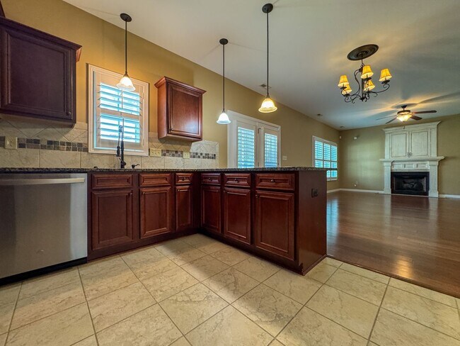 Building Photo - 2900 Blackwater Ct
