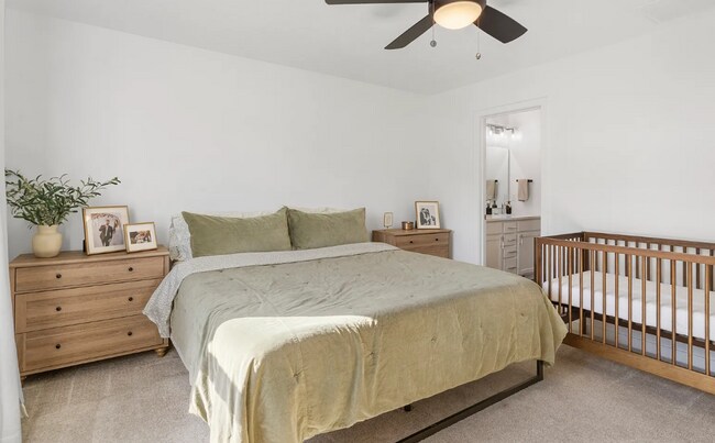 Building Photo - Beautiful 5 bedroom home - Nixa MO