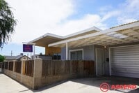 Building Photo - 1500-1504 Owens Street