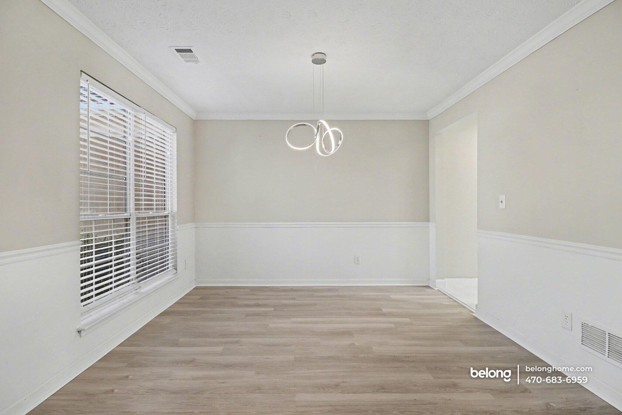 Building Photo - 3660 Oak Park Dr