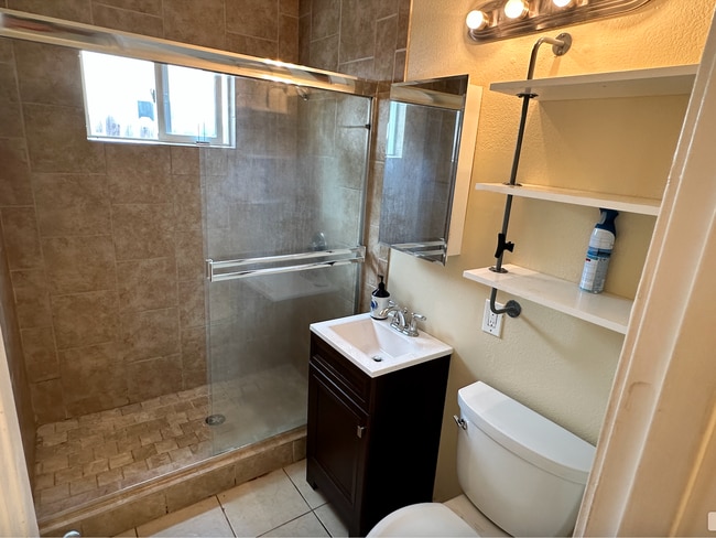 Building Photo - 3171 Luna Ave