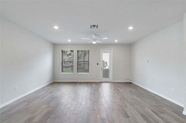 Building Photo - 4851 Indio Trl