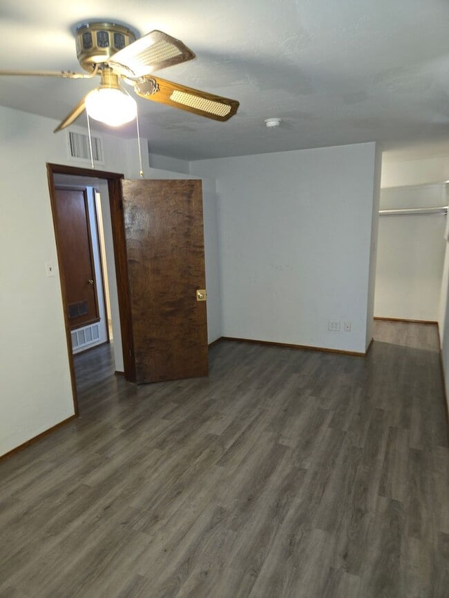 Building Photo - Single Story 3 Bedroom, 2 Bath in Phoenix