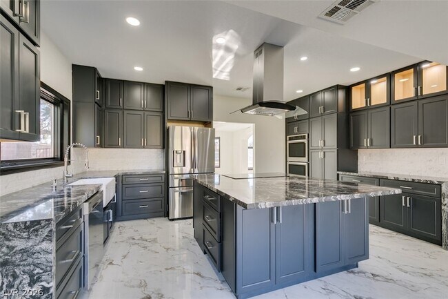 Building Photo - 7040 Obannon Drive