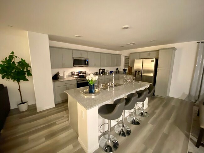Building Photo - 2828 Mosaic Moon Ln