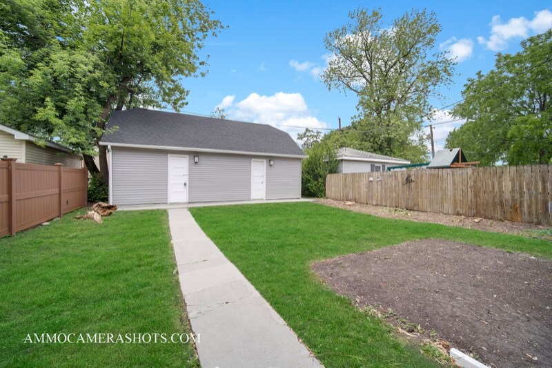 Building Photo - 3508 Sunnyside Ave