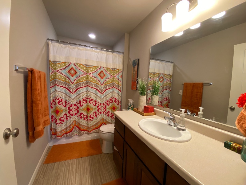 Building Photo - 204 Sugar Maple Ln