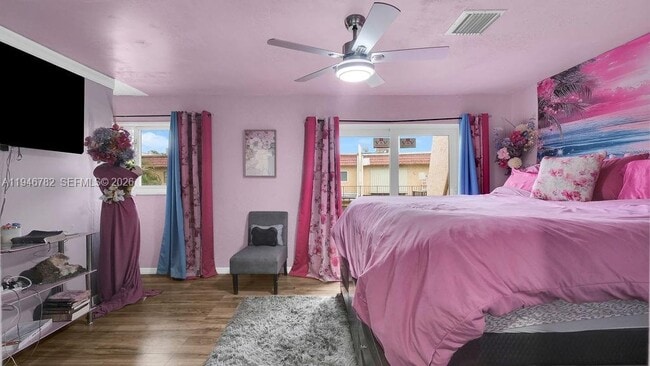 Building Photo - 6 Spinning Wheel Ln