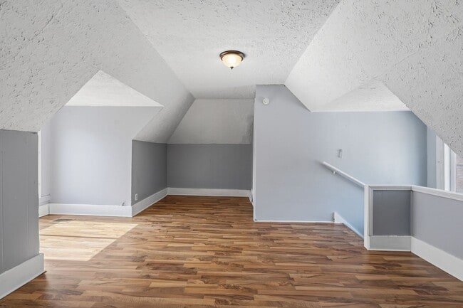 Building Photo - 921 15th St