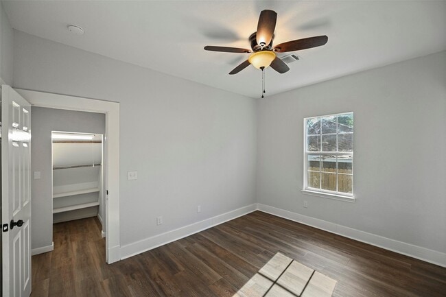 Building Photo - 17507 Wild Oak Dr