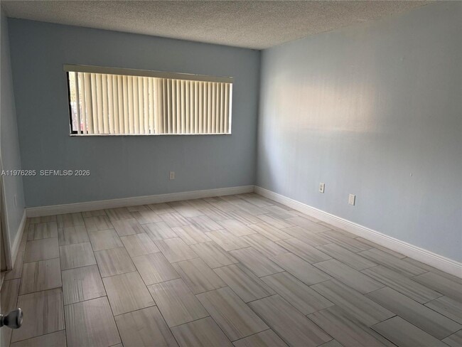 Building Photo - 8650 SW 133rd Avenue Rd