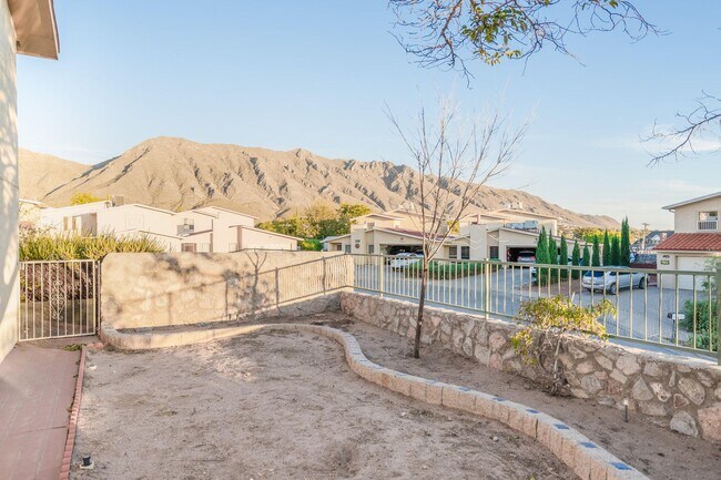 Building Photo - 763 Espada Dr