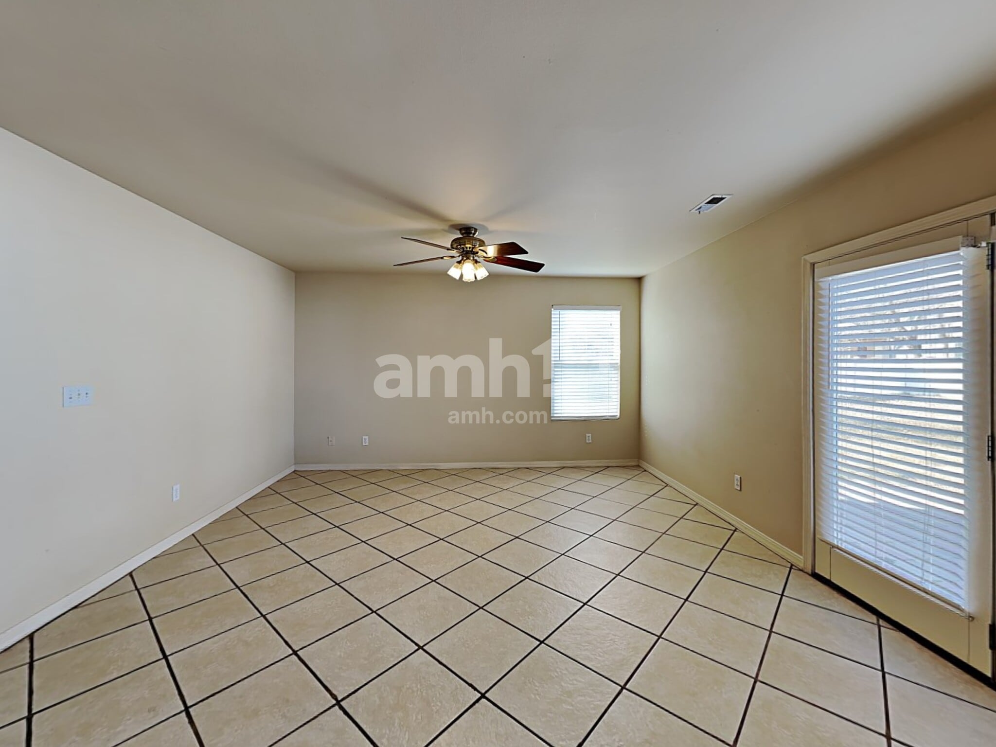 Building Photo - 832 S 1660 W