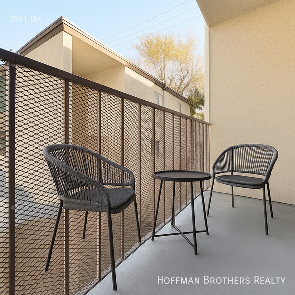 Building Photo - 7441 Hazeltine Ave