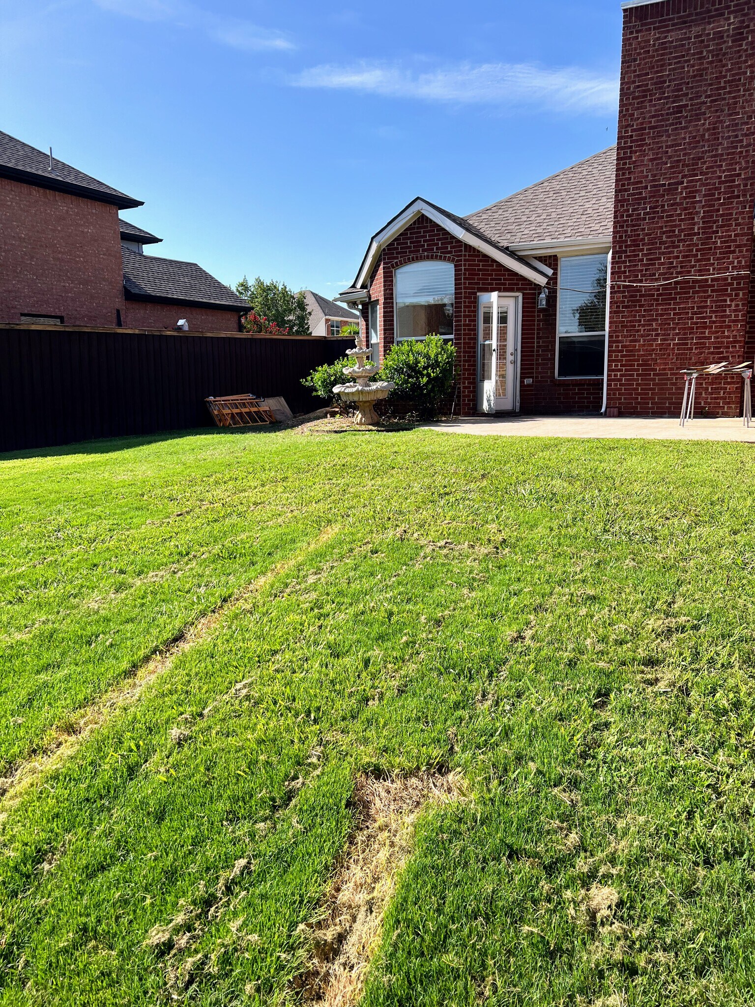 Building Photo - 5820 Chatham Ln