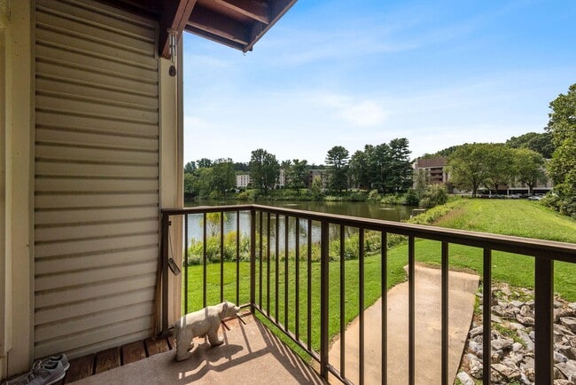Building Photo - 10400 Parthenon Ct