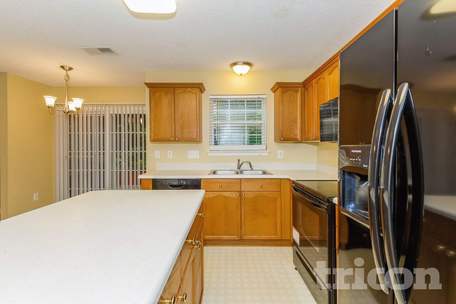 Building Photo - 7906 Kingston Dr